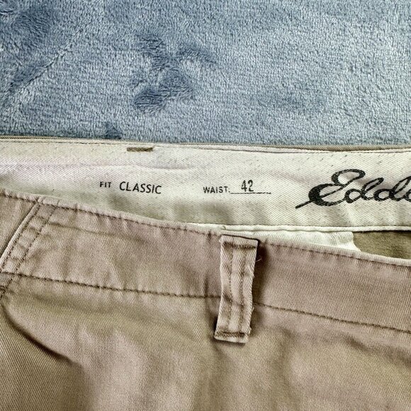 Eddie Bauer Cargo Shorts Mens T42 Legend Wash Utility Khaki Classic 11" Inseam - Picture 3 of 10